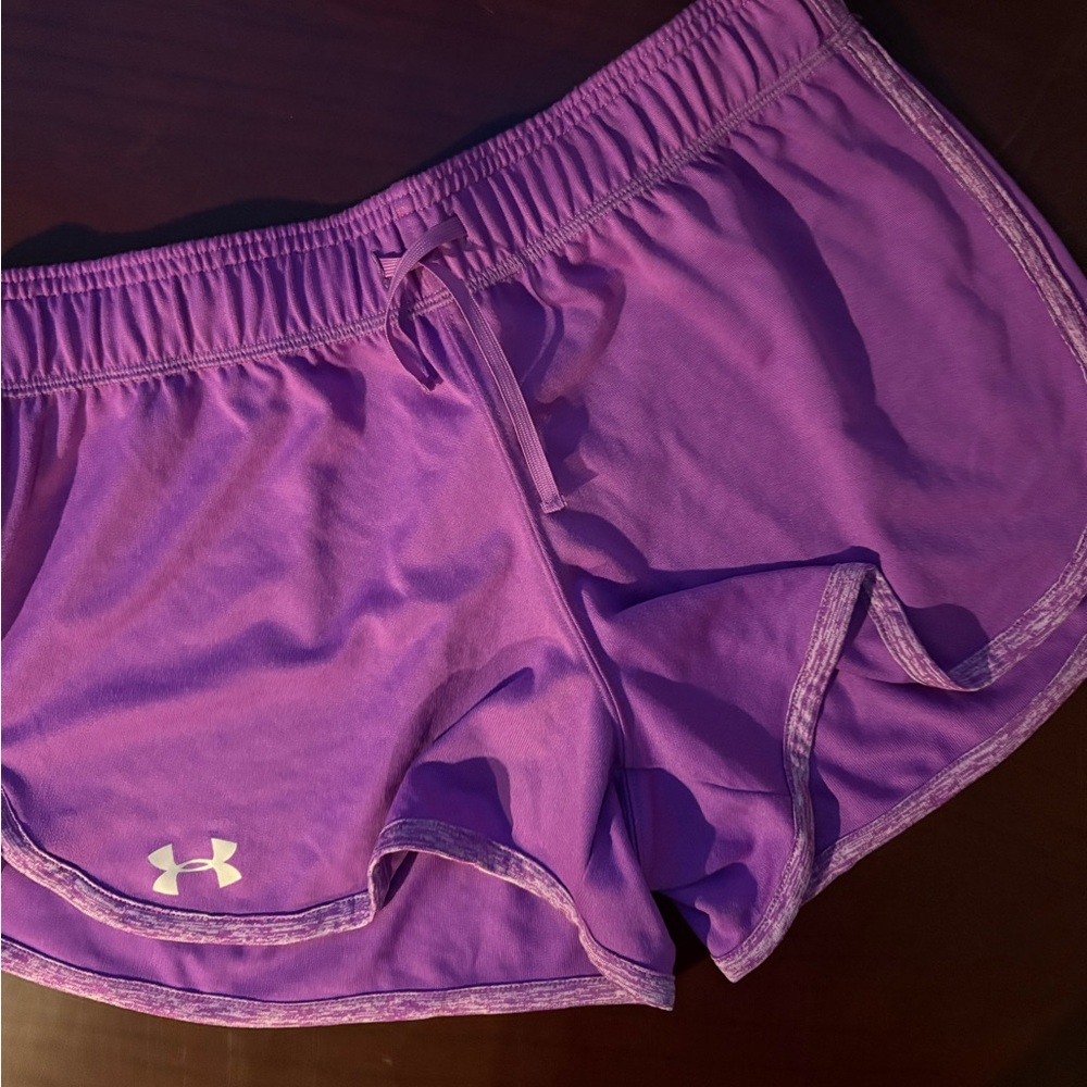 3 Pair Under Armour shorts - Picture 3 of 8
